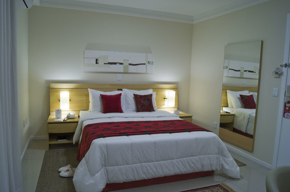 Bourbon Vitoria Hotel Kültér fotó